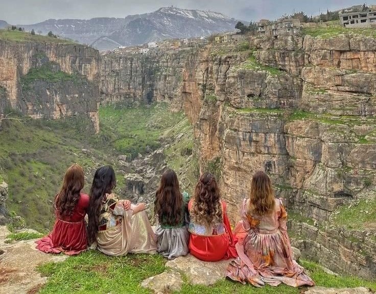 Home 213a74492c9c249010e5df6e16979cc4