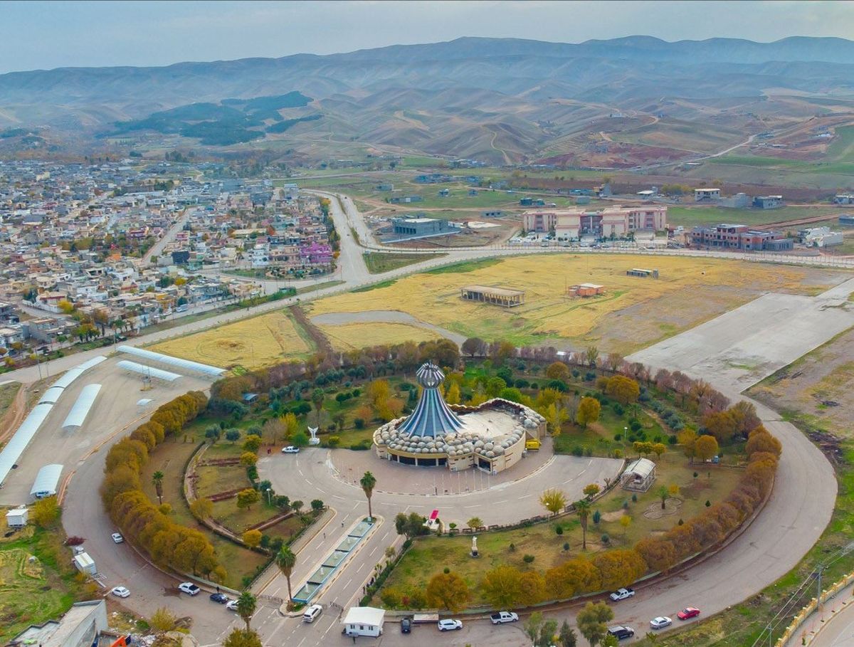 Home 3d99954386f9013bce892ca06f664611